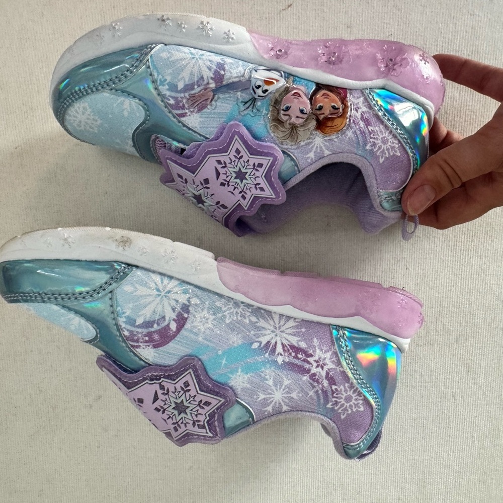 Disney Frozen Light Up Sneakers Toddler Girls S 12 Elsa Anna LED Shoes - Picture 9 of 9